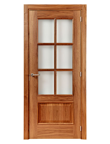 klasyczne drzwi fornirowane ze szkłem, drzwi fornir orzech i szkło