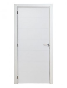 nowoczesne drzwi białe, drzwi ze srebrną klamką, gładkie białe drzwi